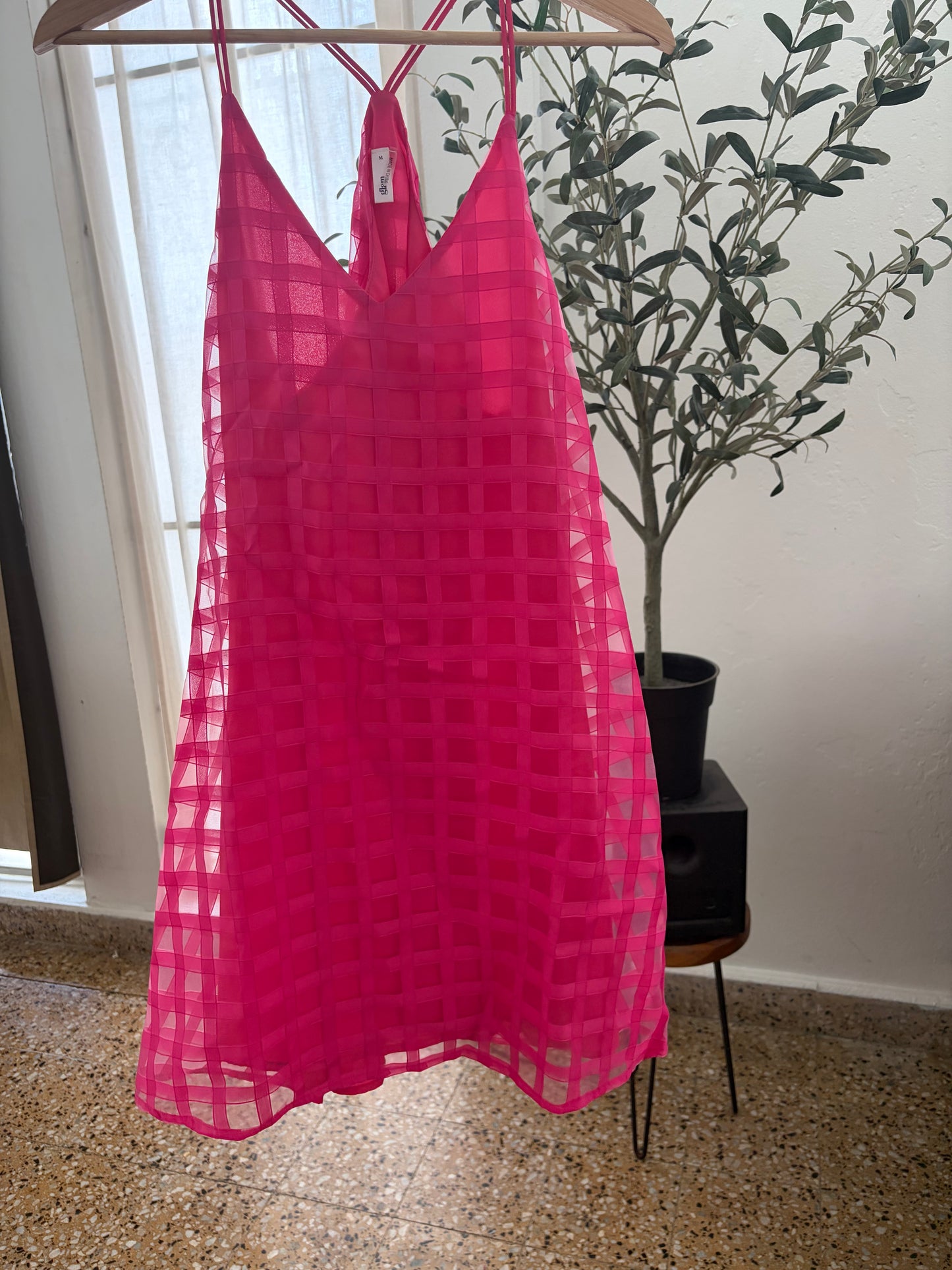 Pink dress (Size M)