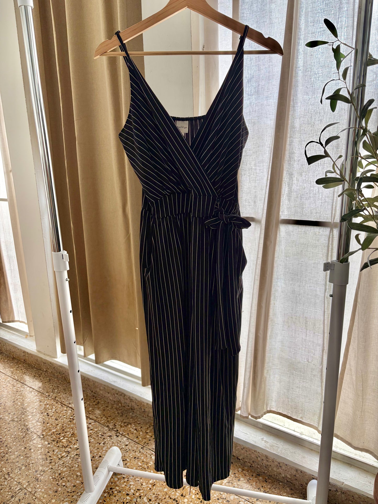 Kaileigh jumpsuit (Size M)