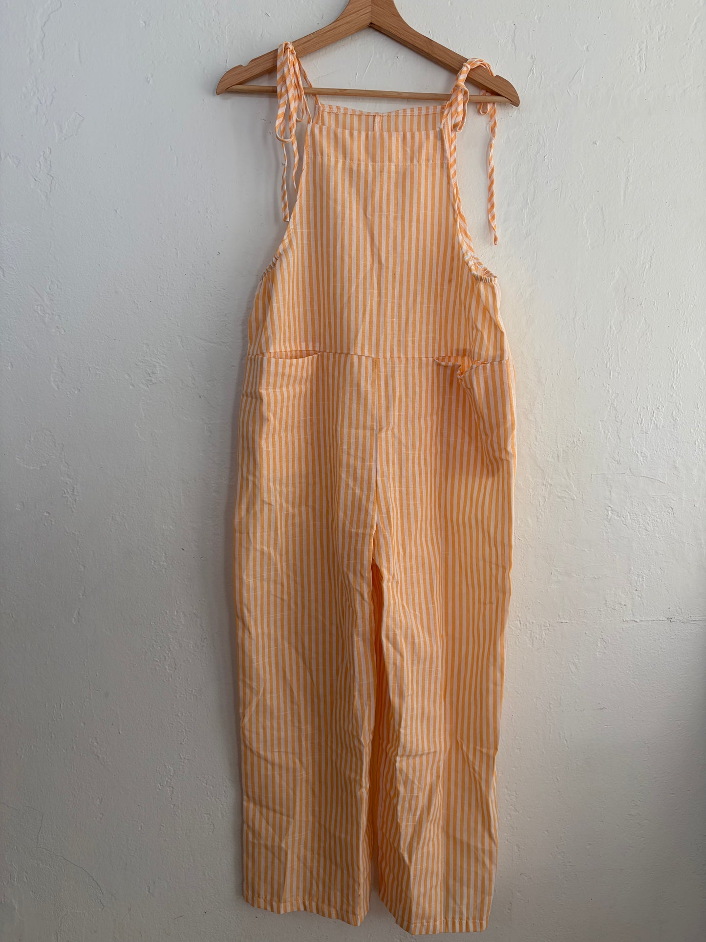 Orange jumper